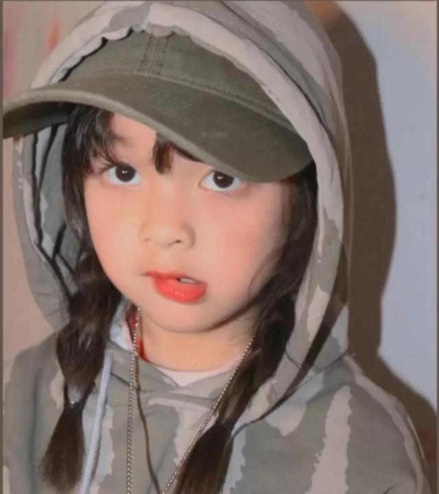 可爱漂亮的小妹妹，微信头像，可爱漂亮的小妹妹（治愈甜美的小妹妹头像）