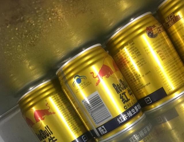 红牛和乐虎哪个效果好，乐虎和红牛哪个好（红牛和乐虎有何不同）