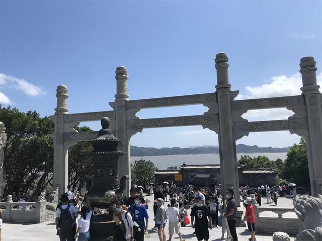 普陀山旅游攻略二日游，普陀山旅游攻略一日游最佳路线（浙江普陀山游玩路线和观音法界）