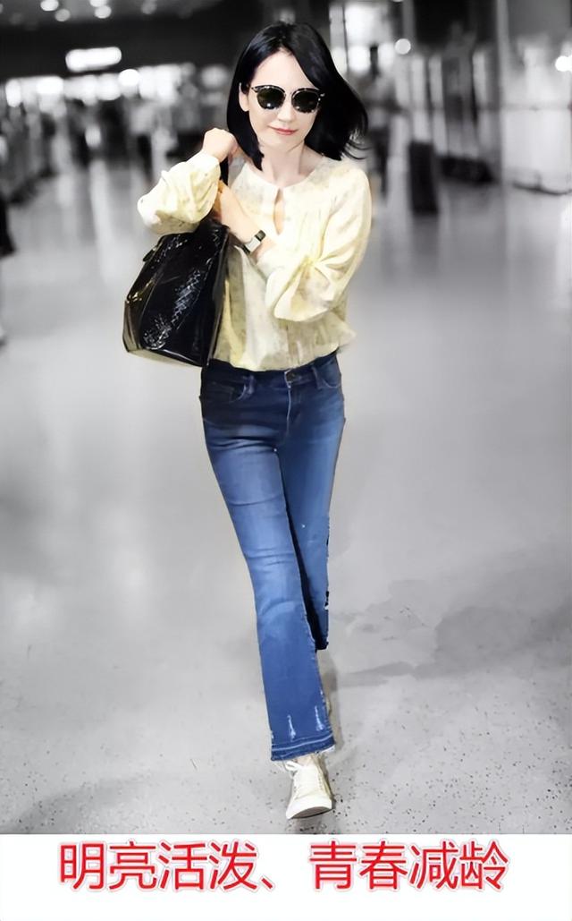 蓝色衬衣怎么搭配下身好看，女蓝色衬衫配什么好看（51岁俞飞鸿真是优雅到骨子里）