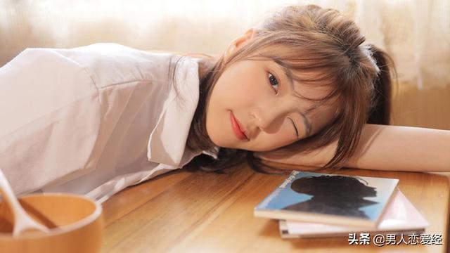 如何追女生，如何让女生表白（追女生的五个技巧）