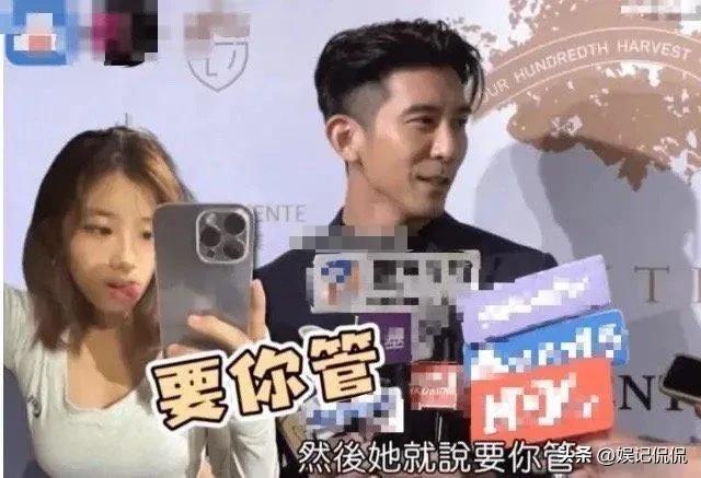 贾静雯女儿咘咘，贾静雯女儿咘咘现在长大的样子（7岁咘咘戴600度眼镜气质大变）