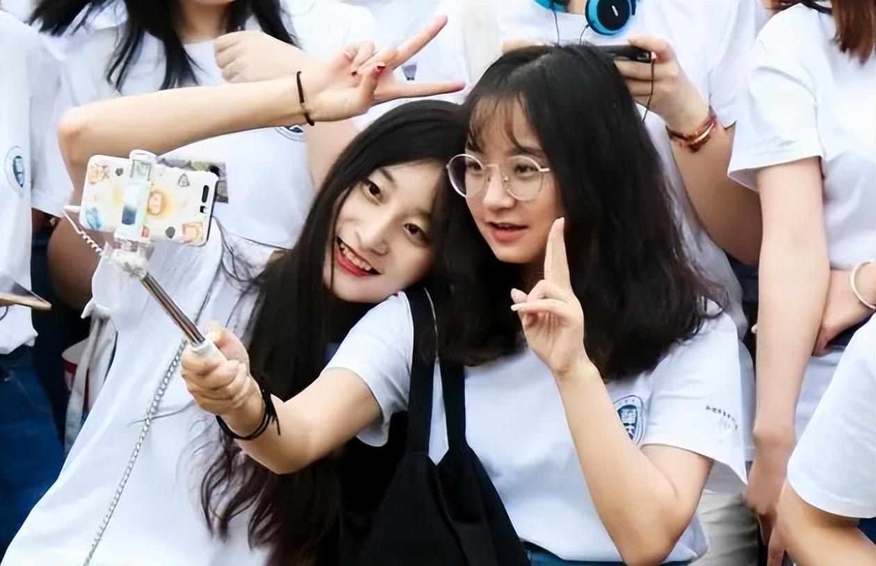 300分专科（隶属于国家部门的专科院校）