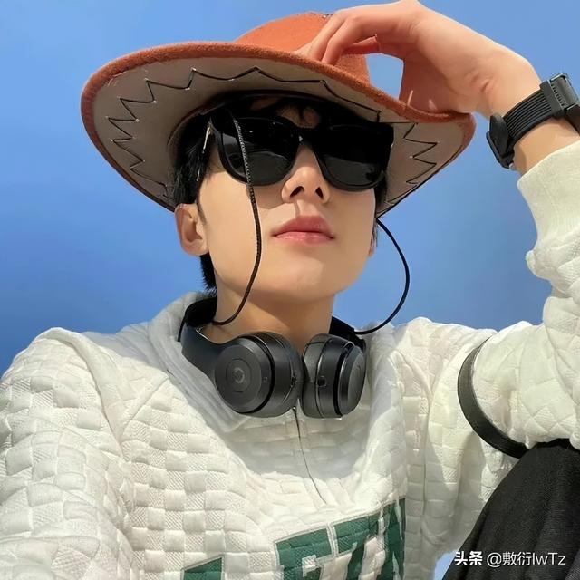 超级超级好看的头像，超超超超好看的头像（超级好看的微信头像）