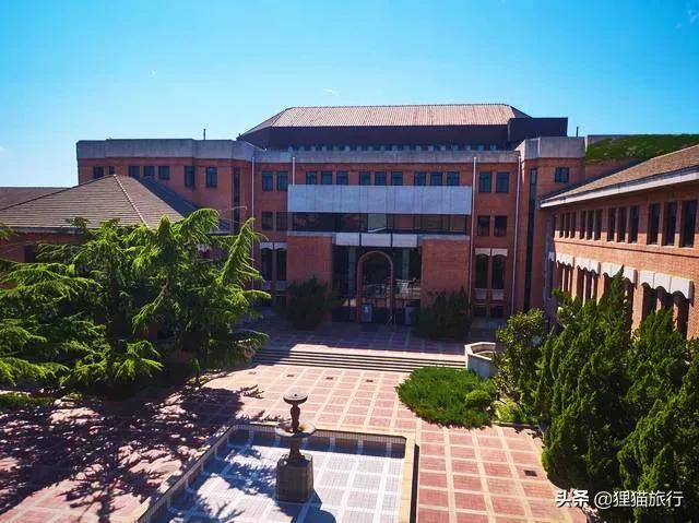 清华大学占地面积多少平方千米，清华大学占地面积多少（逛逛万泉河、水木清华园、荷塘月色近春园）