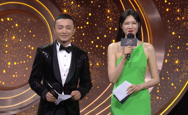 黄晓明和baby，黄晓明和angelababy的情史（微博之夜6大尴尬瞬间）