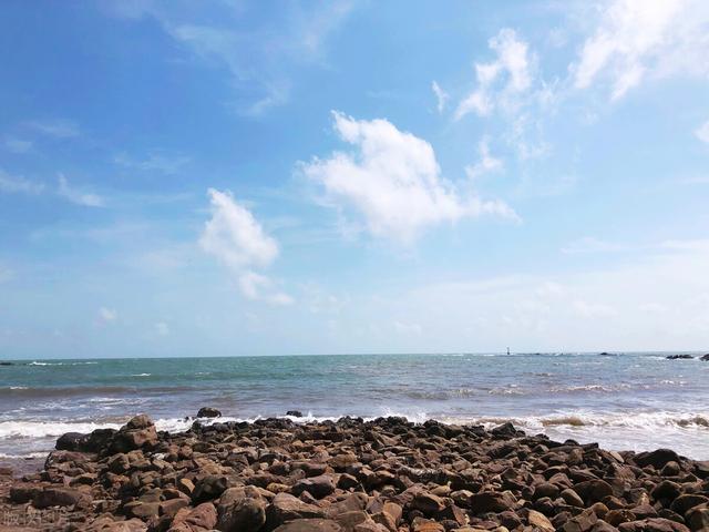 在广西银滩该怎样玩，广西冬日看海攻略︱一路看海