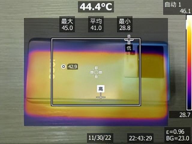 iphone7闪退，苹果iPhone7软件闪退怎么办（SE全面评测）