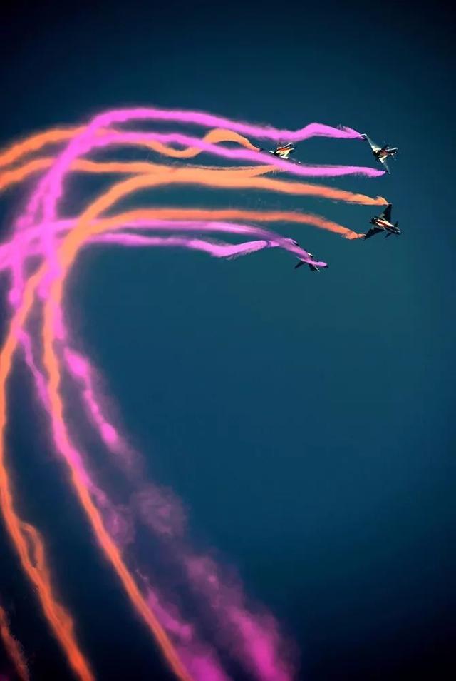 中国人民解放军空军，中国人民解放军空军成立时间（人民空军，生日快乐）