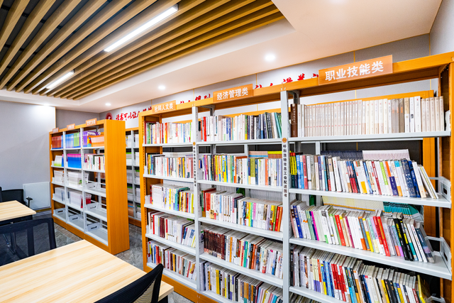 职高和普高有什么区别 哪个好，普高与职高哪个好（普高和职校该选哪一个）