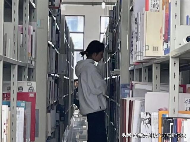 西安科技大学高新学院宿舍，2021级西安科技大学高新学院新生开学时间和入学指南及入学军训考试（学霸宿舍是怎样炼成的）