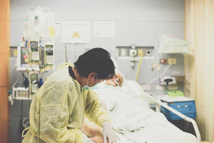 三,癌症晚期,如何有"尊严"地离开?