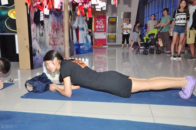 核心训练有哪些动作（7个动作提升核心力量）