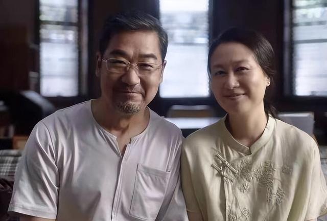 住家保姆一般多少钱一月，住家保姆（57岁女保姆月入5000元）