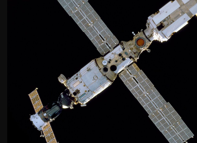 国际空间站是哪几个国家建的，国际空间站是哪几个国家建的,对俄制裁（国际空间站最多容纳13人）