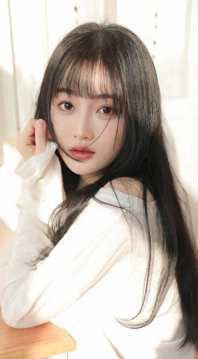 夏天适合什么发型，夏天适合烫什么发型（夏天最流行的5款发型）