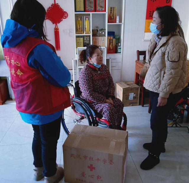 武汉市红十字会，武汉红会最新事件（武汉市红十字会春节送温暖）