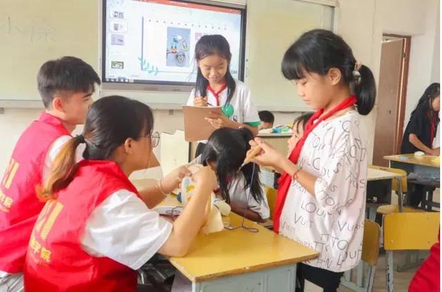 lol苏小妍，英雄联盟小妍（打造美育流动课堂——纤维艺术课程成果展）