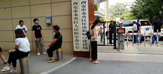 押一付一的房租怎么交，押一付三什么意思后是怎么交房租（房屋租赁合同霸王条款何时休）