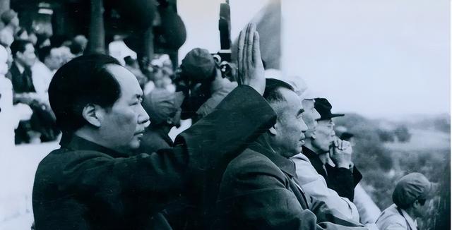 2021年国庆节北京升旗仪式提前多久去，2021年北京升旗仪式时间（开国大典3点举行）