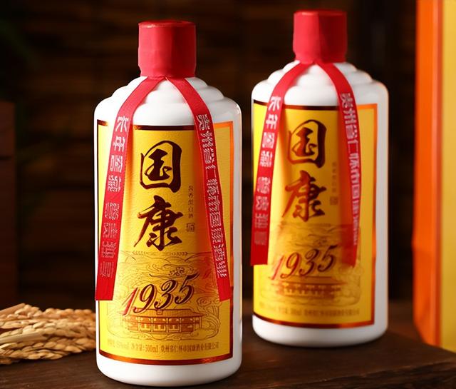 中国名酒排行榜前十名，中国名酒排行榜前二十名（茅台为何只排第5名）