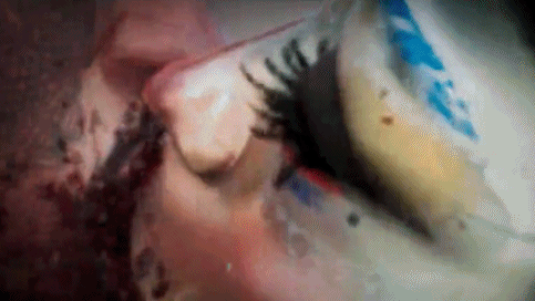 左耳电影剧情介绍，电影左耳剧情介绍（满屏都是“情欲”的撩拨）