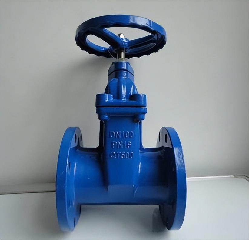 三英寸是多少厘米，四十三英寸是多少厘米（什么是英寸）