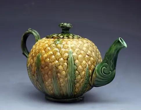 菠萝的寓意是什么，国王的头上为什么有个菠萝-吉吉国王