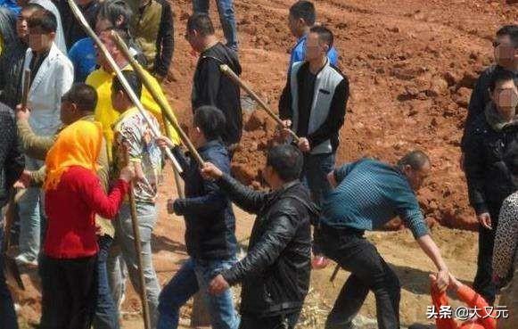 枪版是什么意思，从全民持枪到全国禁枪