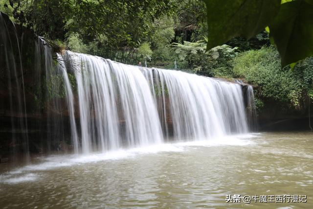 四洞沟与赤水丹霞大瀑布(云贵川游记5)