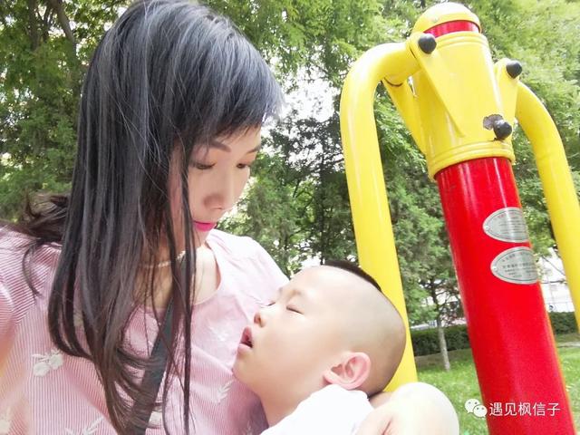 qq空间照片查看，空间照片详细介绍（无意间点进了QQ空间相册）