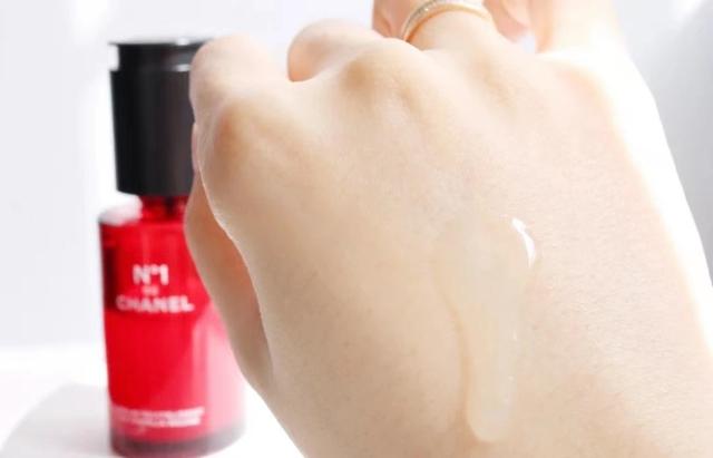 它的功效与作用，儿茶酚胺类药物有哪些（4款贵妇品牌中的“宝藏”精华）