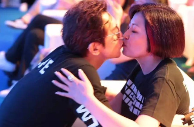 哈文改嫁的丈夫是谁，李咏妻子哈文现状（丈夫李咏病逝三年没有再嫁）