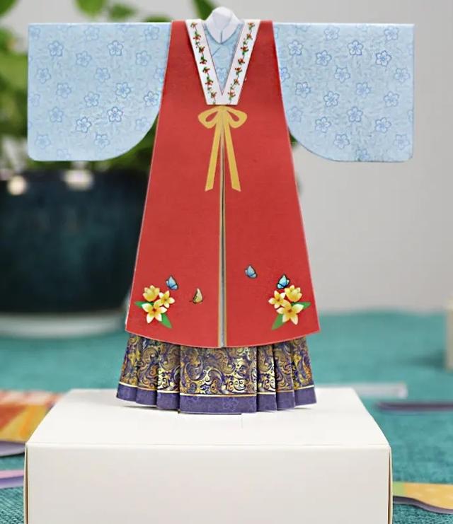 衣服折纸步骤图解，衣服折纸步骤图解简单（用纸折出来的汉服也可以这么好看）