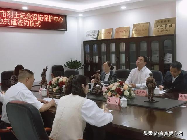 南疆烈士陵园祭英烈，宜宾：清明时节祭英烈