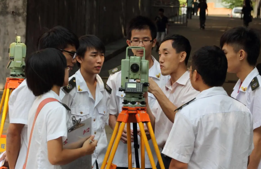 司法考试证书含金量（能考上清北）