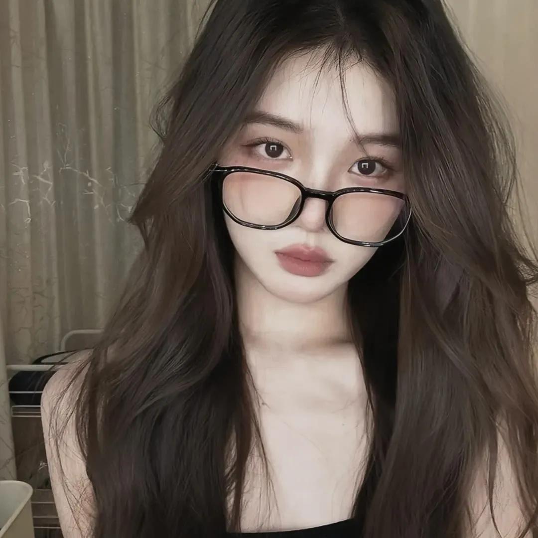 露肩头像女生高冷霸气吊带 露肩头像女生高冷霸气吊带不露脸 - 珍缘