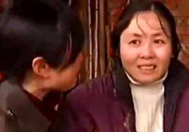 19岁女大学生被120元卖掉后续，17年后父亲花1000元赎回