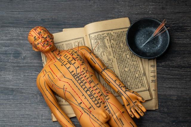 突然胃胀痛该怎么办，突然胃又胀又痛怎么办（阳了以后胃痛消化不良的治疗）