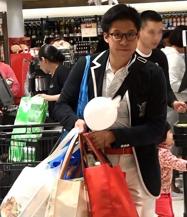 “跳水女皇”郭晶晶：婚礼连换12套百万礼服，过亿彩礼下嫁霍家