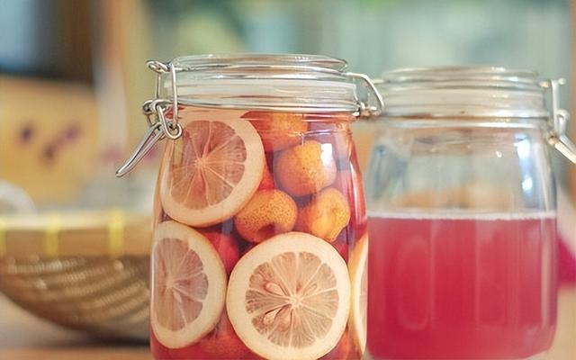 自己在家怎么酿造白酒，酿造白酒工艺流程（了解下自酿酒这些危害和注意事项能帮助你）