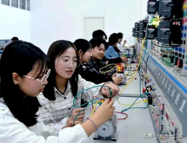 民办大专有必要读吗，民办大专国家承认吗（民办本科和公办大专哪个更有优势）