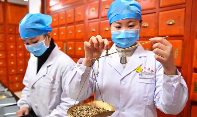 中医药大学排名2022最新排名，天津中医药大学排名多少名（22年中医药大学排行出炉）