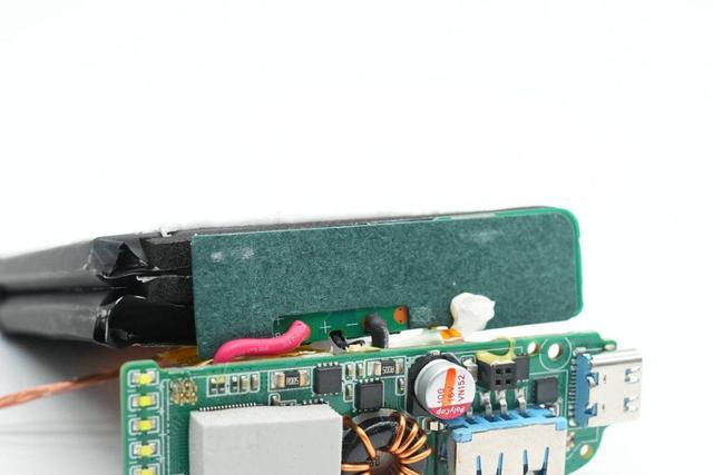 如何检测移动电源的容量，怎么测量移动电源电池容量（兼具小体积与10000mAh大容量）