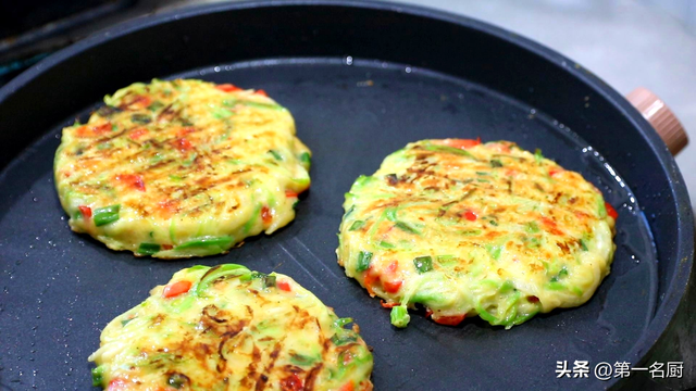 早餐食谱简单快速做法，早餐食谱简单快速做法面条（早餐少吃包子、油条）