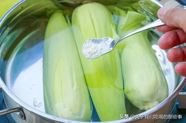 玉米多久能煮熟，玉米多久才能煮熟（直接冷冻还是煮熟后冷冻）