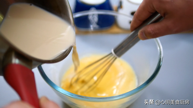 如何制作牛奶鸡蛋布丁，制作牛奶鸡蛋布丁的原理（教你在家自制焦糖布丁）