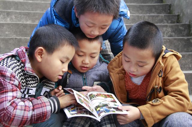 未成年如何快速赚钱，未成年怎么赚钱（打游戏每天挣100元）