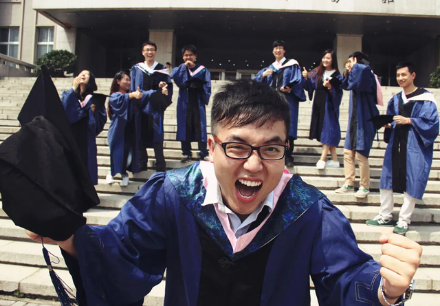 铁路桥梁与隧道工程技术专业怎么样_就业方向_主要课程，桥梁与隧道专业就业前景（小伙硕士毕业后成为父亲上级）