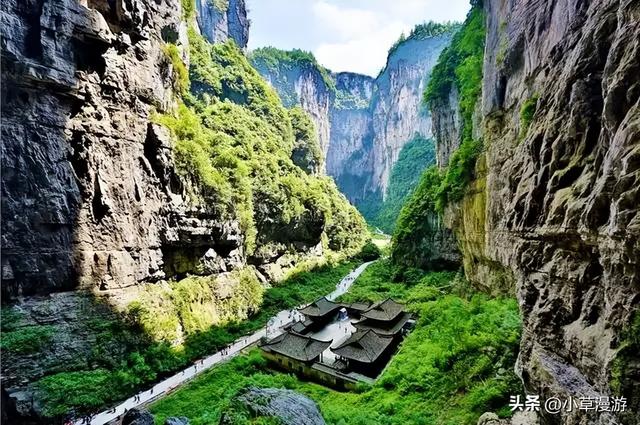 重庆适合玩几天，重庆游玩两天攻略（附行程计划和美食推荐）